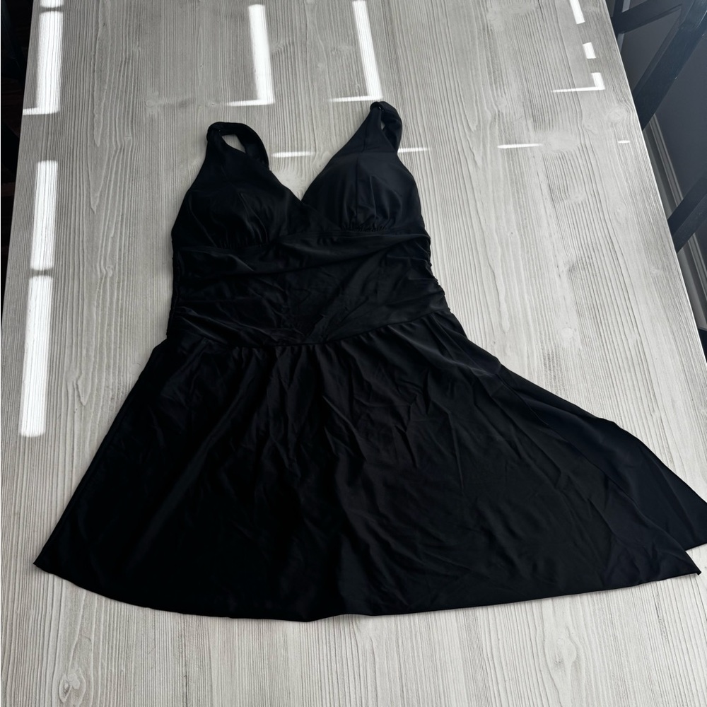 Lascana Black Swimdress